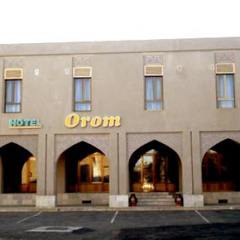 Отель Orom