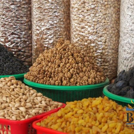 Bodom, mayiz, nuts - Dry Fruits - Kachan-kachan  in Uzbekistan Bazaars